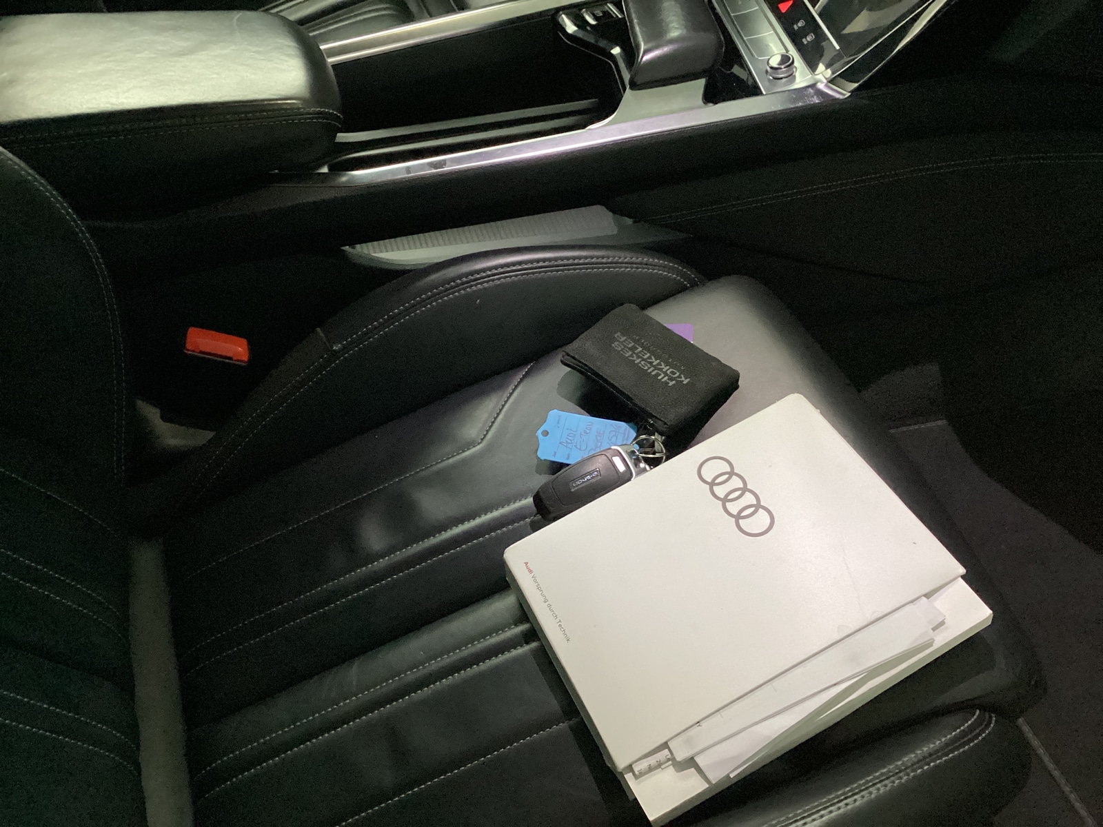 Foto 12 van Audi e-tron