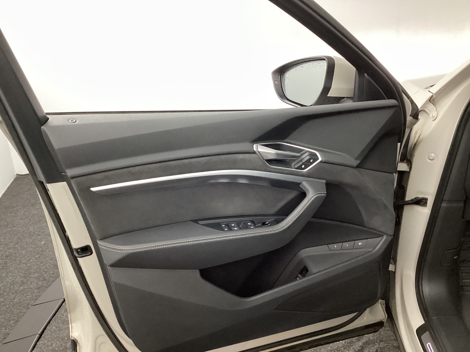 Foto 2 van Audi e-tron