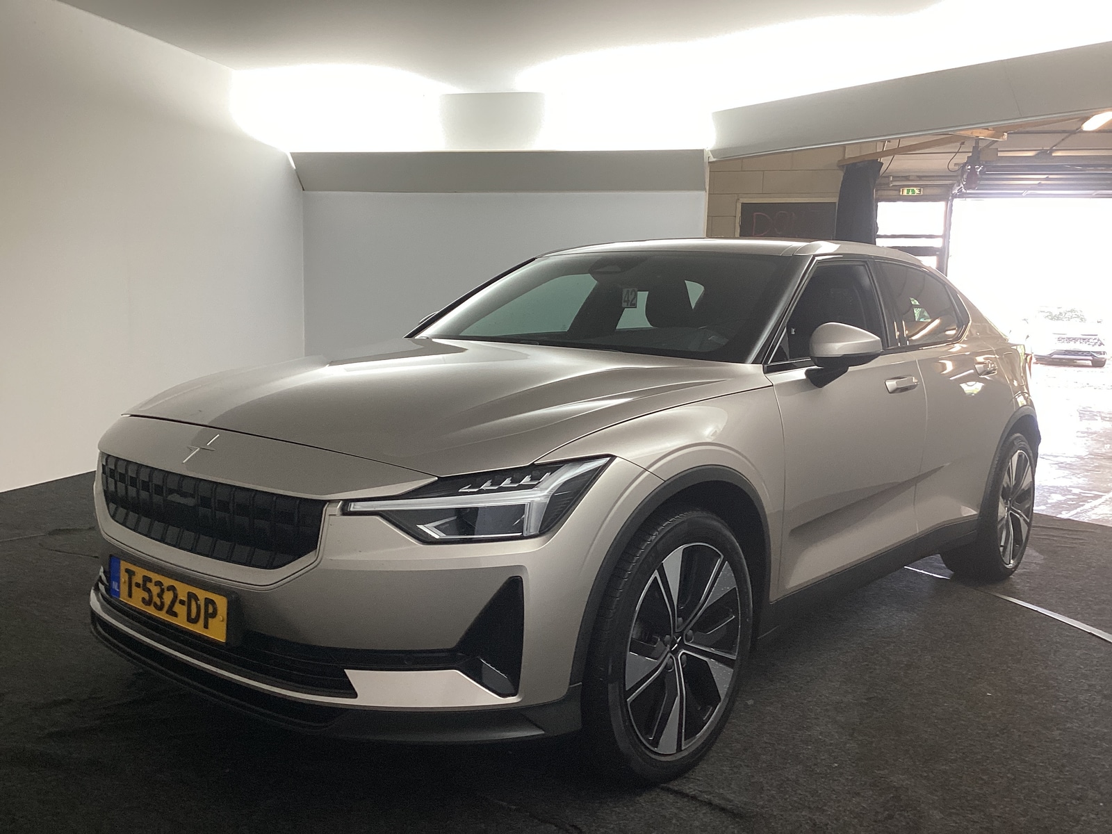 Foto 18 van Polestar 2